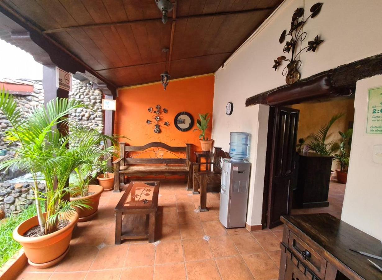 Hotel San Judas Tadeo Garden Antigua Екстериор снимка