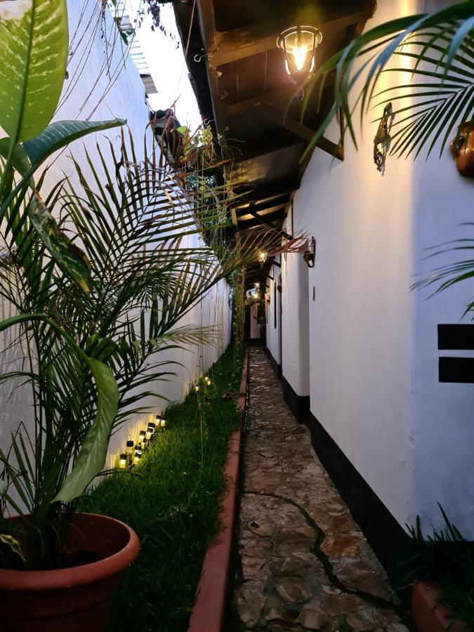 Hotel San Judas Tadeo Garden Antigua Екстериор снимка