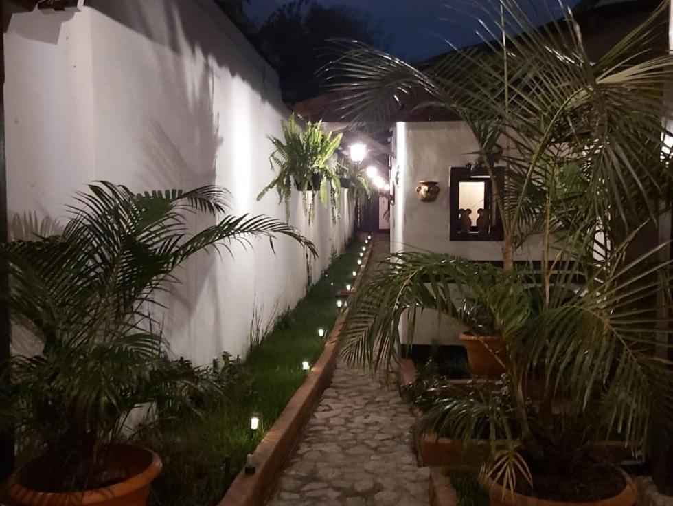 Hotel San Judas Tadeo Garden Antigua Екстериор снимка